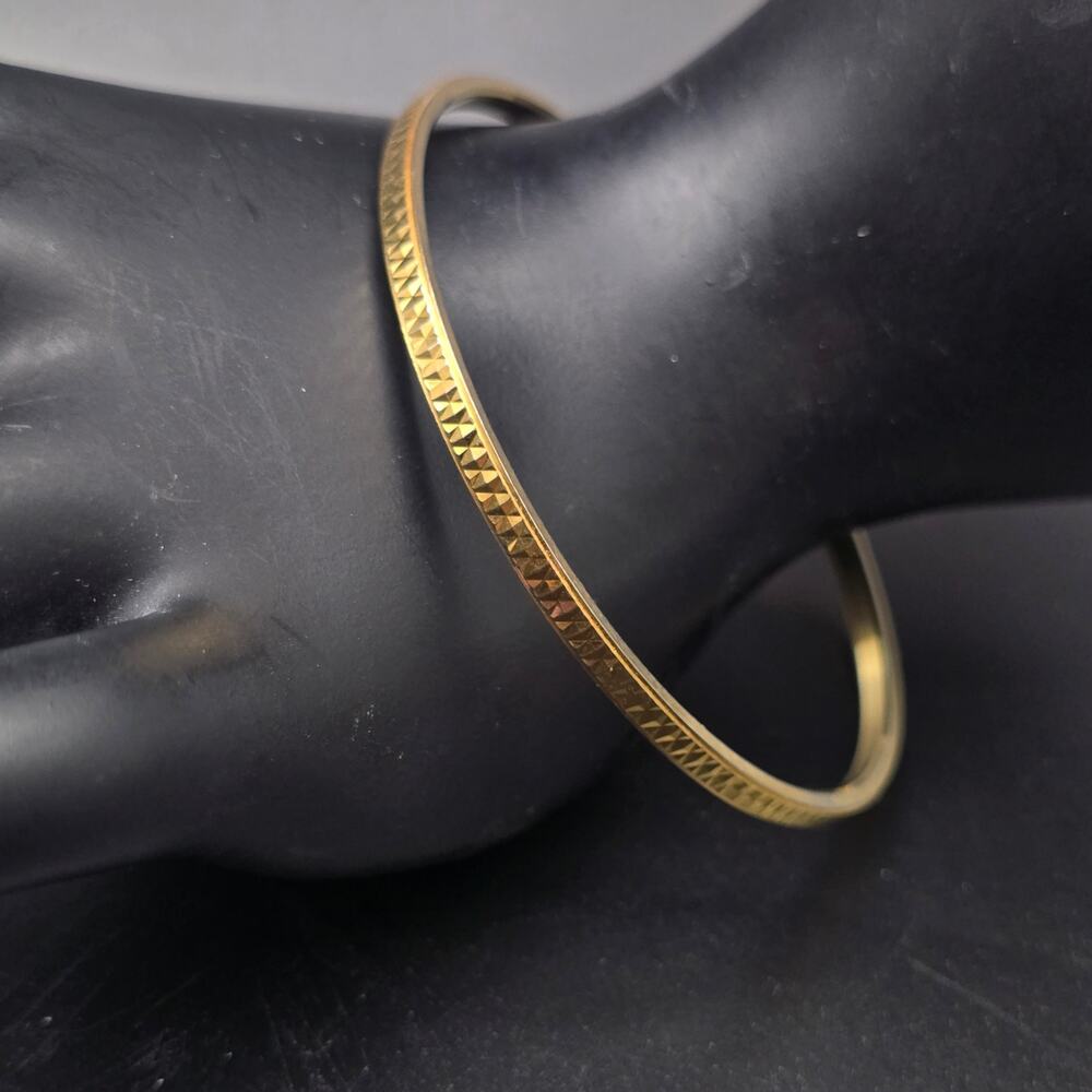 Trifari Thin Gold Tone Bangle Bracelet Vintage Costume Jewelry